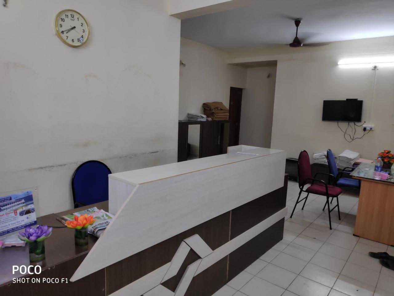 Hotel Silver Space Ernakulam Eksteriør billede